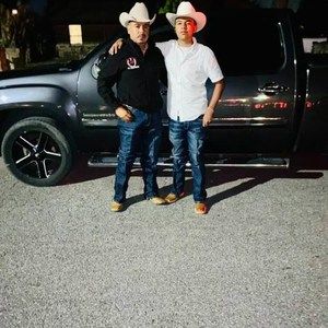 Meet your Posher, Esteban